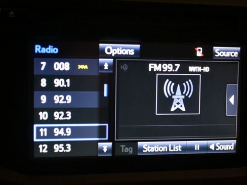 Used 2018 Toyota 4Runner Limited image 56