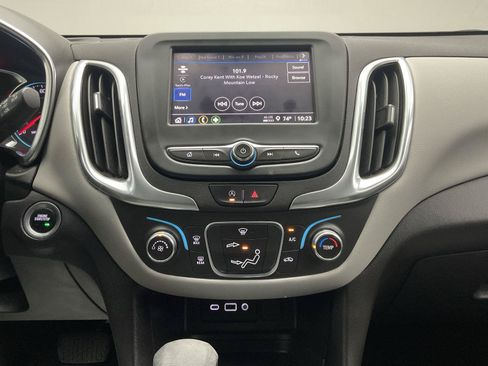 Certified 2024 Chevrolet Equinox LS w/ LS Convenience Package FWD image 15