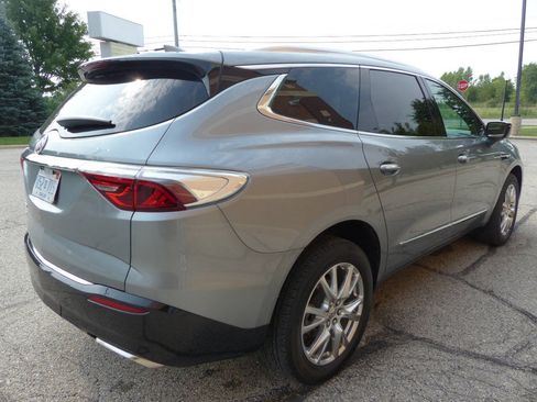 Used 2023 Buick Enclave Essence w/ Experience Buick Package AWD/4WD image 11