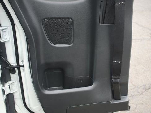 Used 2024 Nissan Frontier S w/ S Utility Package image 11