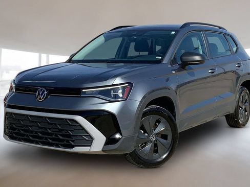 Certified 2025 Volkswagen Taos S FWD image 1