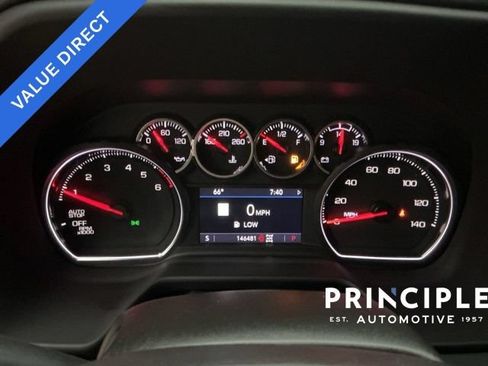 Used 2021 Chevrolet Suburban LT w/ Rear Media and Nav Package AWD/4WD image 15