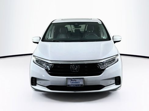 Used 2023 Honda Odyssey Elite image 2