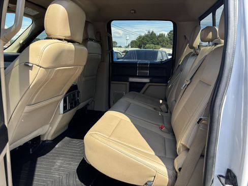 Used 2019 Ford F250 Lariat w/ Lariat Ultimate Package AWD/4WD image 12