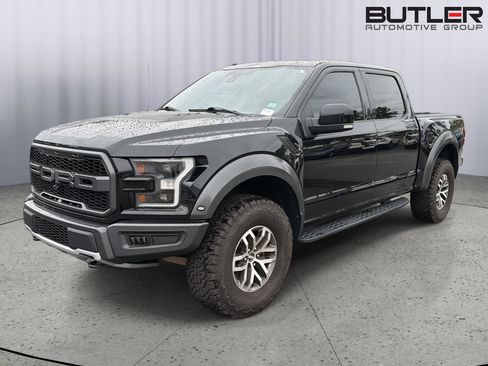 Used 2018 Ford F150 Raptor w/ Equipment Group 802A Luxury AWD/4WD image 1