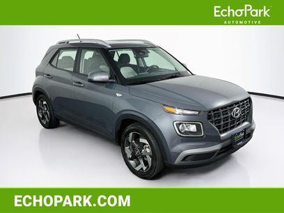 Used 2025 Hyundai Venue SEL