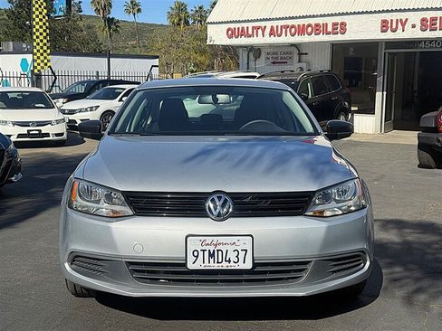 Used 2012 Volkswagen Jetta Sedan FWD image 3