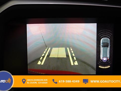 Used 2017 Volvo XC60 T6 R-Design w/ Climate Package image 11