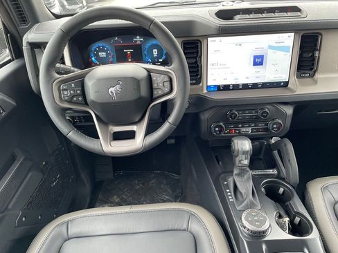 New 2026 Ford Bronco Outer Banks AWD/4WD image 7