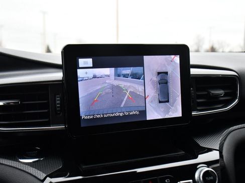 Used 2023 Ford Explorer ST-Line image 28