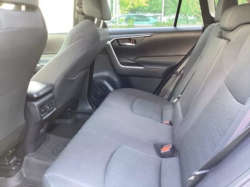Used 2022 Toyota RAV4 SE w/ Weather & Moonroof Package AWD/4WD image 5