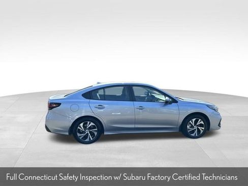 Used 2025 Subaru Legacy Premium AWD/4WD image 9
