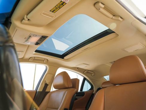 Used 2013 Lexus LS 460 w/ Comfort Pkg image 21