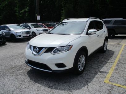 Used 2016 Nissan Rogue SV
