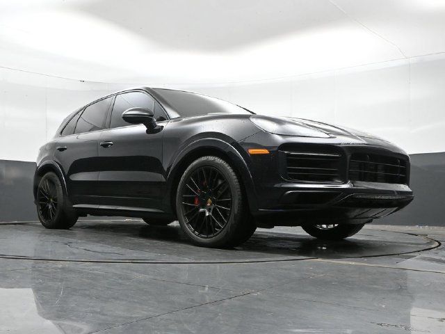 Used 2021 Porsche Cayenne GTS AWD/4WD image 37