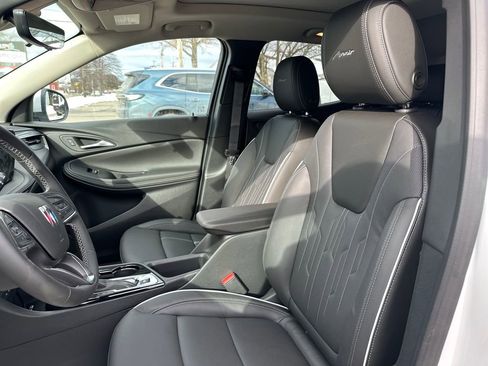 New 2026 Buick Encore GX Avenir w/ Avenir Technology Package AWD/4WD image 9