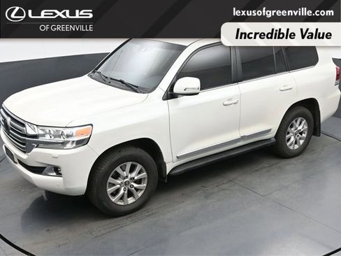 Used 2018 Toyota Land Cruiser w/ Carpet Mat Package image 24