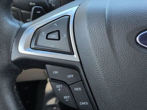 Used 2016 Ford Edge Titanium w/ Technology Package image 24