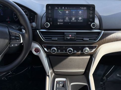 Used 2020 Honda Accord EX-L image 17