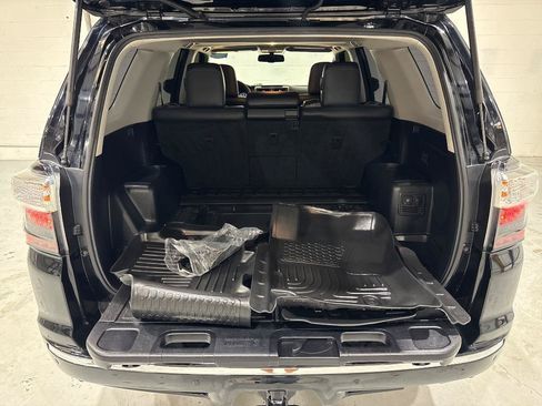 Used 2016 Toyota 4Runner Limited AWD/4WD image 71