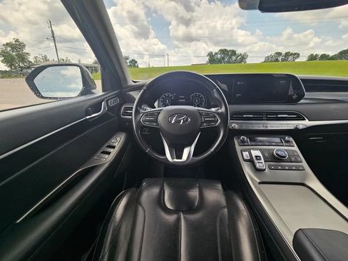 Used 2022 Hyundai Palisade Limited FWD image 13
