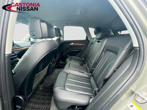 Used 2023 Audi Q5 2.0T Premium w/ Convenience Package image 33