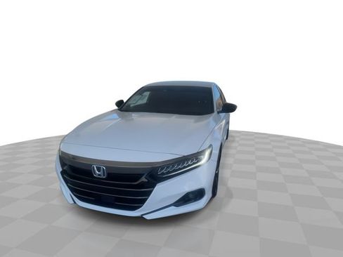 Used 2022 Honda Accord Sport image 3