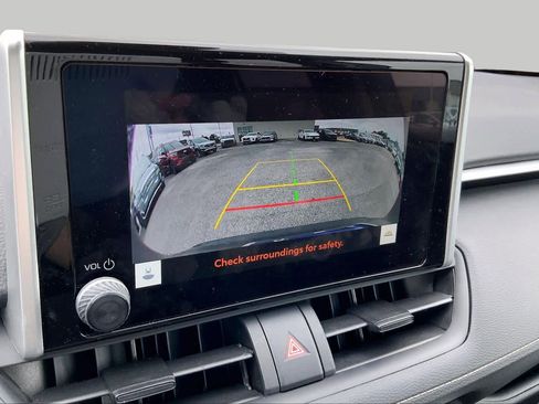 Used 2025 Toyota RAV4 XLE w/ Convenience Package FWD image 27