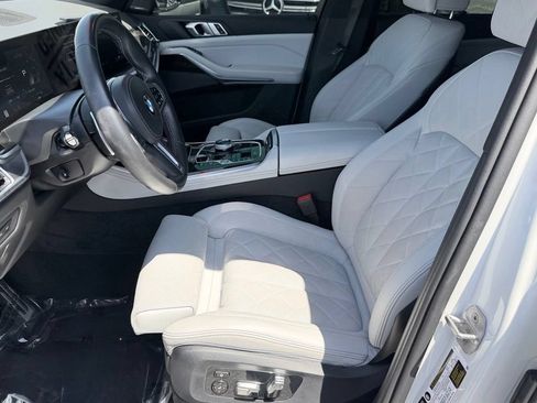 Used 2025 BMW X5 M60i w/ Executive Package AWD/4WD image 15