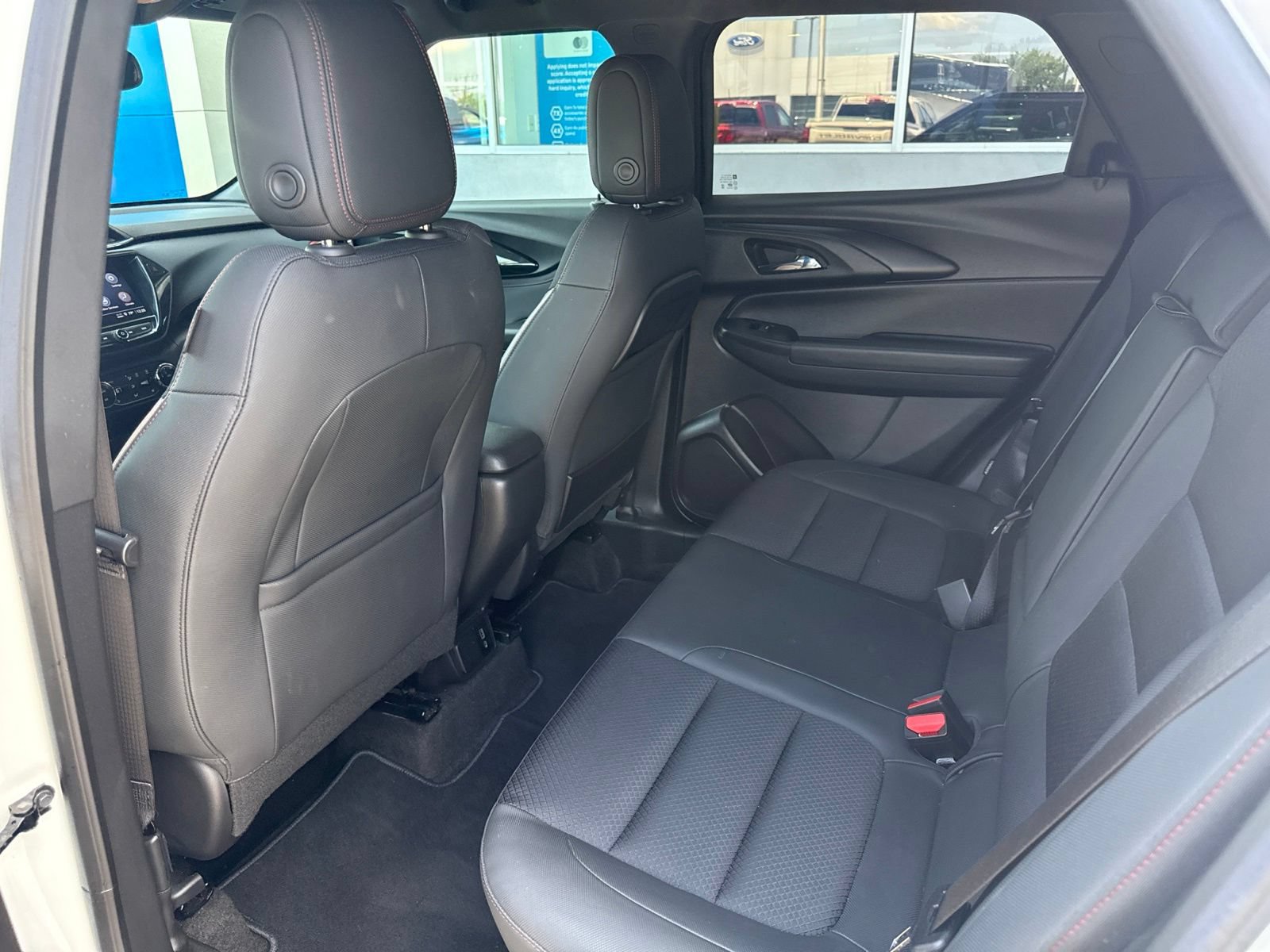 Used 2023 Chevrolet TrailBlazer RS w/ Convenience Package FWD image 15
