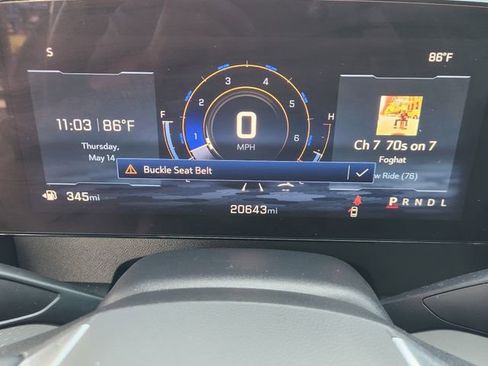 Used 2025 Chevrolet Traverse LT FWD image 15