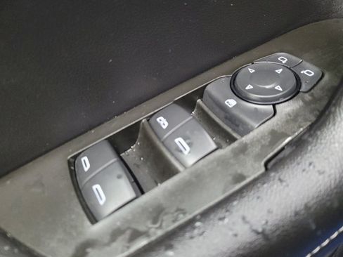 Used 2024 Chevrolet Blazer LT FWD image 27