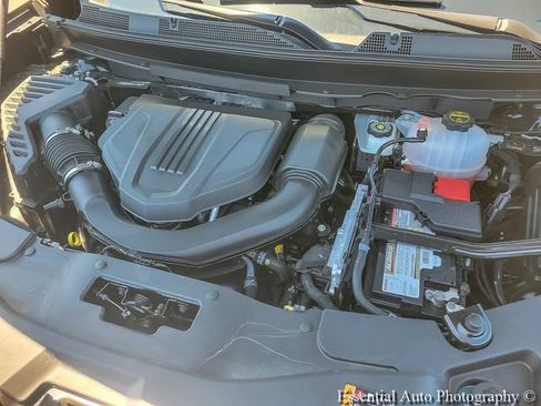 Used 2025 GMC Acadia Elevation AWD/4WD image 25