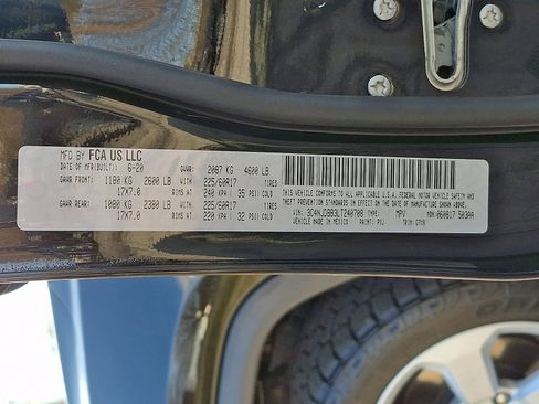 Used 2020 Jeep Compass Latitude w/ Cold Weather Group image 31