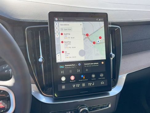 New 2026 Volvo XC90 B6 Plus w/ Protection Package image 22