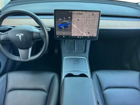 Used 2023 Tesla Model Y Long Range image 4