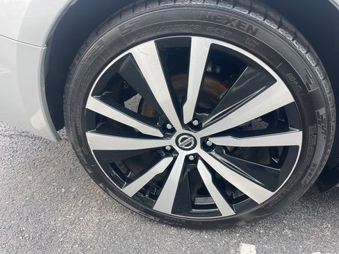 Used 2020 Nissan Altima 2.5 SR image 9