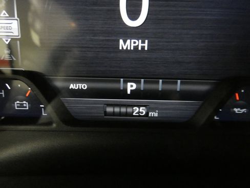 New 2026 RAM 1500 Laramie AWD/4WD image 20