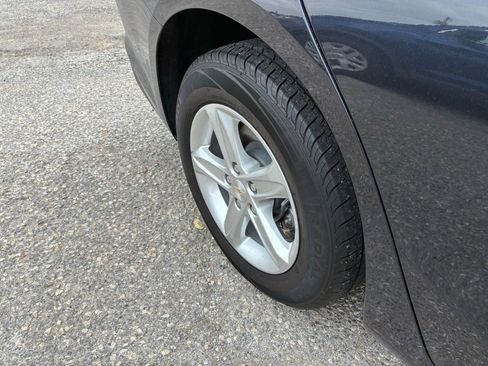 Used 2023 Chevrolet Malibu LT image 11