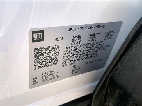 Used 2025 Chevrolet Trax ACTIV w/ Driver Confidence Package image 37