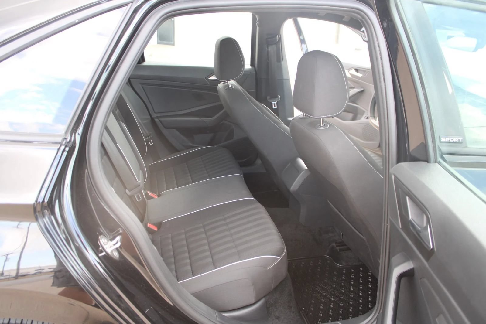 Used 2024 Volkswagen Jetta Sport FWD image 14