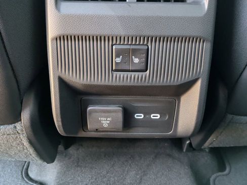 New 2026 Jeep Cherokee Overland image 44