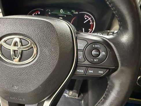 Used 2019 Toyota RAV4 Limited w/ Advanced Technology Package FWD image 19