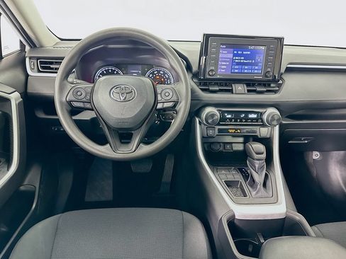 Used 2022 Toyota RAV4 LE FWD image 21