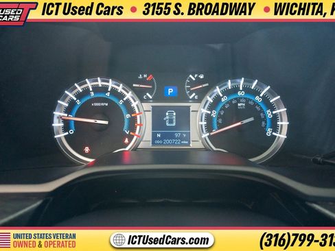 Used 2015 Toyota 4Runner Limited AWD/4WD image 24