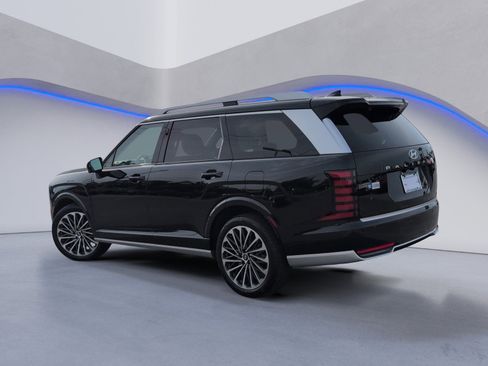 Used 2026 Hyundai Palisade Calligraphy AWD/4WD image 9