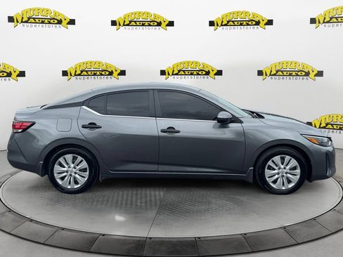 Used 2025 Nissan Sentra S FWD image 7