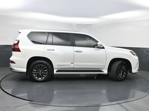 Used 2019 Lexus GX 460 Luxury AWD/4WD image 46