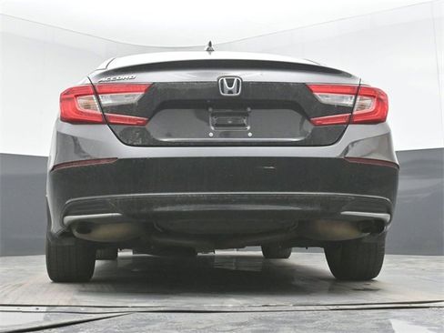 Used 2018 Honda Accord LX image 43