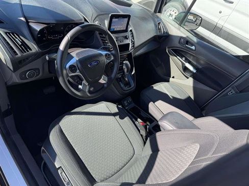 Used 2019 Ford Transit Connect XLT image 12